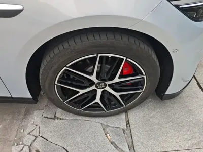 BYD 汉L