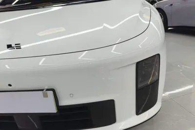 Li Auto Li Auto i6