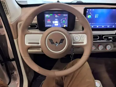 Wuling MINIEV