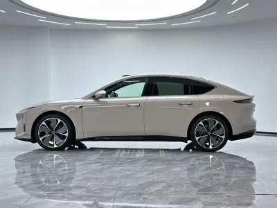 Nio ET5