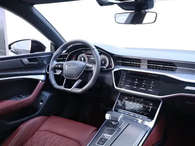 Audi A7L
