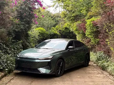 Changan UNI-V