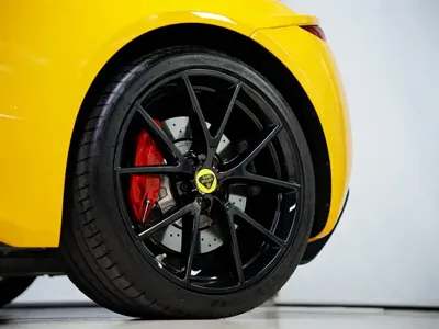 Lotus Emira