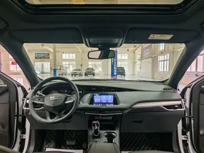Cadillac XT4