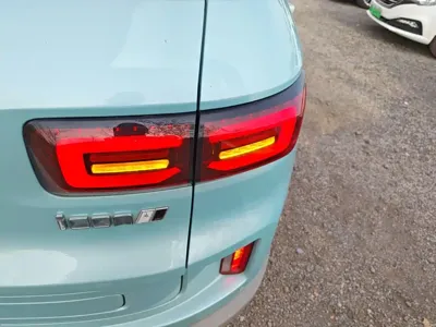 Geely ICON
