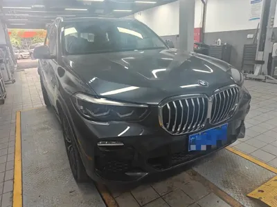 BMW X5 (Import)