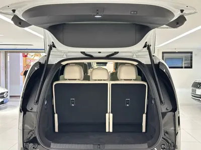 Li Auto Li MEGA