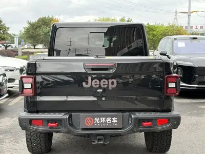 Jeep Gladiator