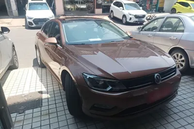 Volkswagen Lamando