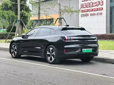 Zeekr 001