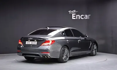 Genesis G70