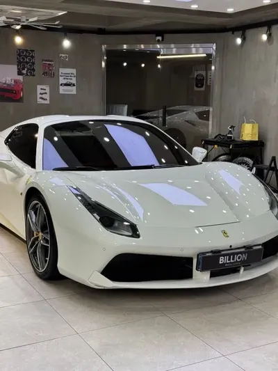 Ferrari 488