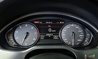 Audi S8
