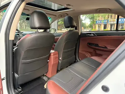BYD Surui