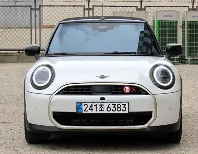MINI Cooper Convertible