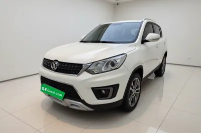 BAIC Senova X35