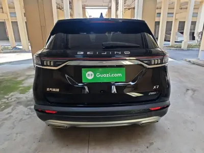 BAIC X7