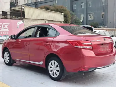 Toyota Yaris L