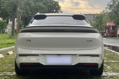 Zeekr 007GT