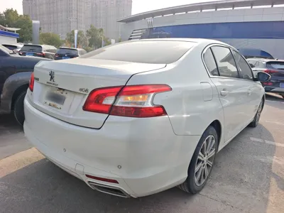Peugeot 408