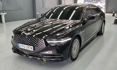 Genesis G90