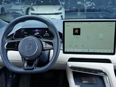 Zeekr 001