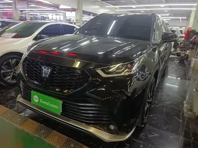 Toyota Crown Kluger