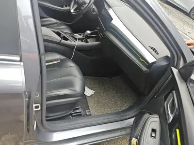 Roewe i5