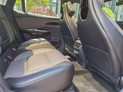Hongqi Hongqi EH7