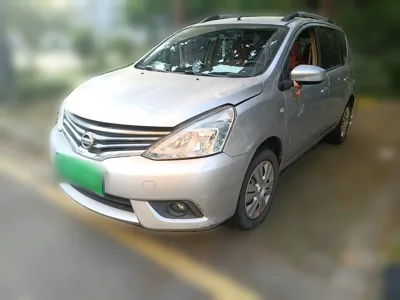 Nissan Livina