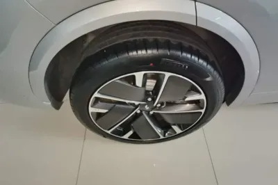 Li Auto L7
