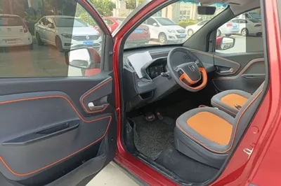 Baojun E100