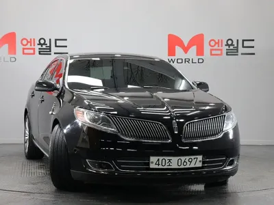 Lincoln MKS
