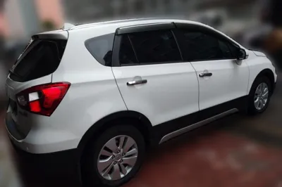 Suzuki S-Cross