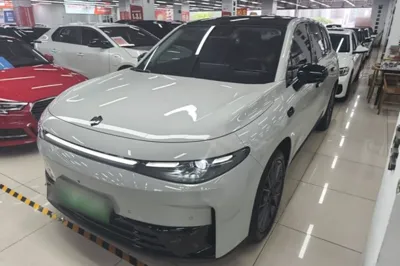 Leapmotor C10