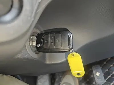 Baojun E200