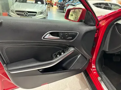 Mercedes-Benz GLA (Import)