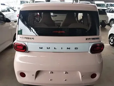 Wuling MINIEV