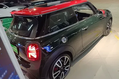 MINI JCW