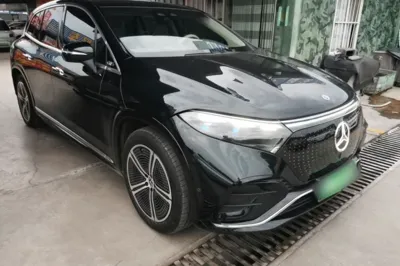 Mercedes-Benz EQS SUV