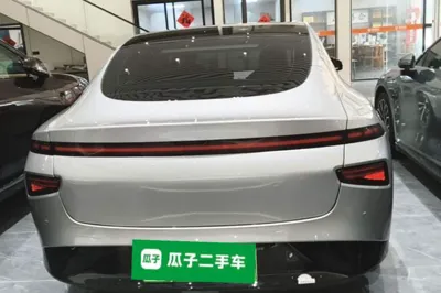 Xpeng P7