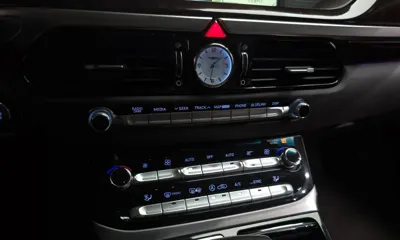 Genesis EQ900