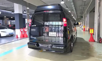 Chevrolet Express Van
