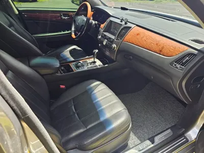 Hyundai Equus