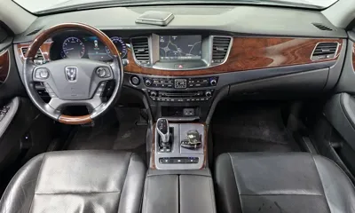 Hyundai Equus