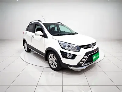 BAIC Senova X25