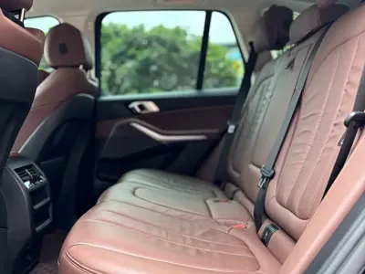 BMW X5 (Import)