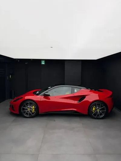 Lotus Emira