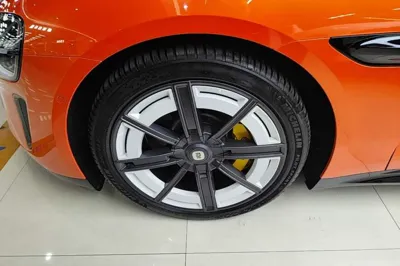 Xiaomi Auto SU7