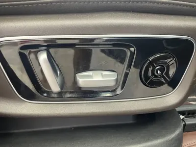 Li Auto Li L8